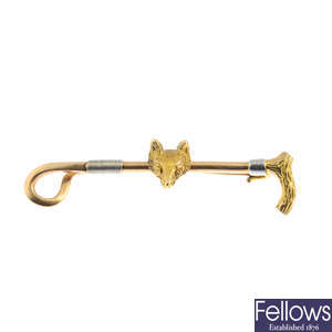 An early 20th century gold fox bar brooch.
