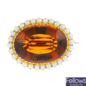 A late Victorian 15ct gold citrine and split pearl brooch.