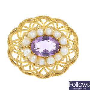 A 9ct gold amethyst and cultured pearl brooch.