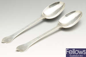 A pair of Charles II silver Trefid spoons.