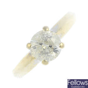 An 18ct gold fracture-filled diamond single-stone ring.
