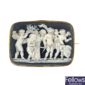 A late Georgian 15ct gold painted panel brooch.