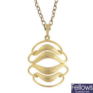 A 1970s 9ct gold pendant, with chain.