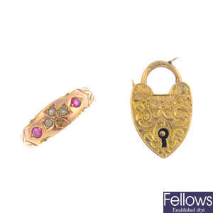 An Edwardian 9ct gold ruby and split pearl ring and padlock clasp.
