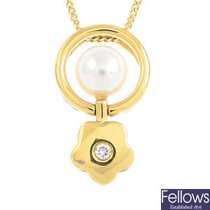 An 18ct gold diamond and pearl pendant, with an 18ct gold chain