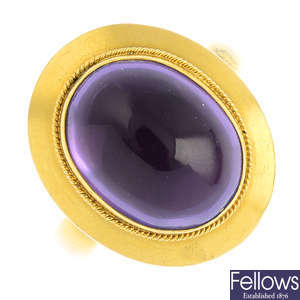 An early 20th century 9ct gold amethyst locket ring.