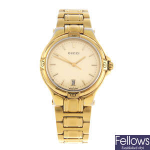 GUCCI - a gentleman's gold plated 9240M bracelet watch.