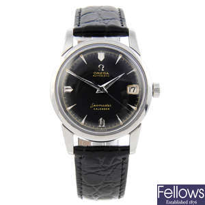 OMEGA - a gentleman's stainless steel Seamaster Calendar wrist watch.