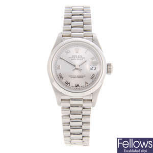 ROLEX - a lady's platinum Oyster Perpetual Datejust bracelet watch.