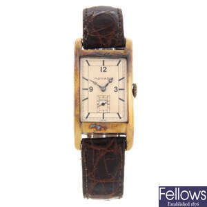 MOVADO - an 18ct yellow gold wrist watch.