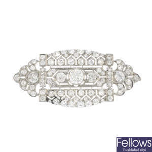 An Art Deco platinum diamond brooch.