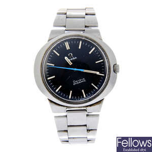 OMEGA - a gentleman's stainless steel Dynamic bracelet watch.