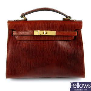 MULBERRY - a vintage Kelly-style handbag.