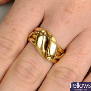 An early 20th century 18ct gold double snake ring.