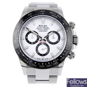 ROLEX - a gentleman's stainless steel Oyster Perpetual Cosmograph  Daytona chronograph bracelet watch.