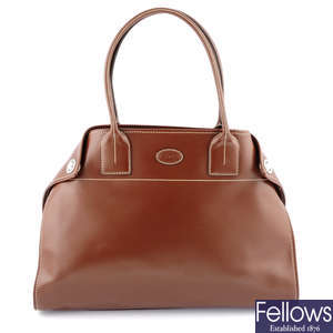 TOD'S - a brown leather Girelli tote handbag. 