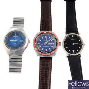 A group of twenty assorted watches, to include examples by Seiko and an example by Raymond Weil.