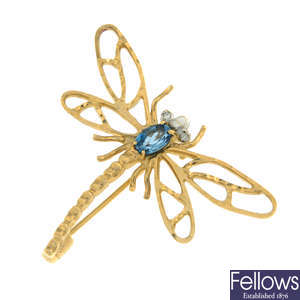 9ct gold gem-set dragonfly brooch