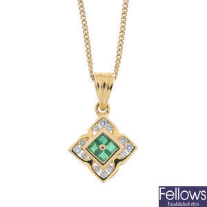 18ct gold diamond & emerald pendant, with 18ct gold chain