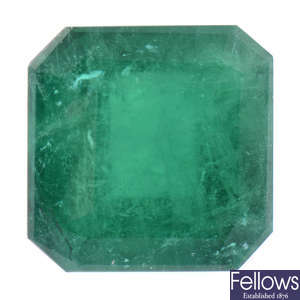 Square-shape emerald, 2.31ct