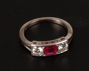 18ct white gold and platinum mounted ruby and