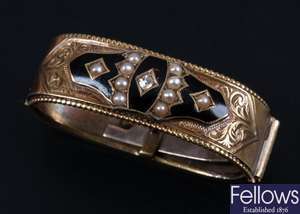 Victorian gold scarf clip with black enamel,