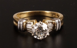 18ct gold claw set single stone diamond ring of
