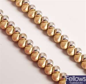 18ct bi-color gold necklet with textured and
