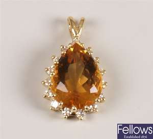 18ct gold citrine and diamond cluster pendant