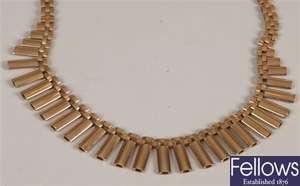 9ct gold cleopatra style necklace. Weight - 20.8