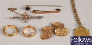 A small collection of jewellery, to include a 9ct