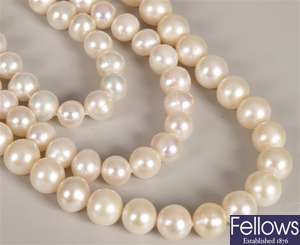 Three items, to include a cultured pearl necklet