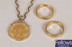 George V full sovereign mounted as a pendant in