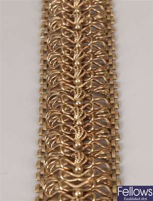 1960's 9ct gold openwork bracelet 3.3cms in