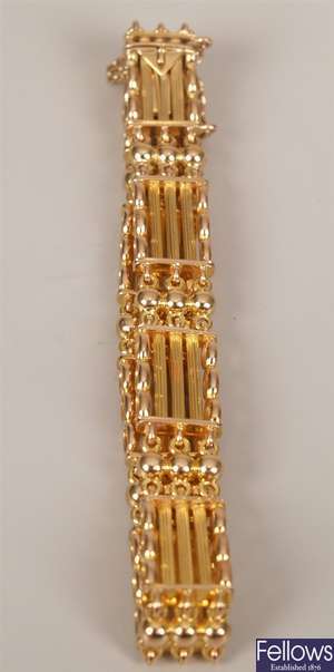 15ct gold fancy five bar gate bracelet, weight
