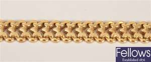 18ct gold fancy link bracelet with heart shaped
