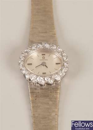 18ct white gold lady's Omega wristwatch with an