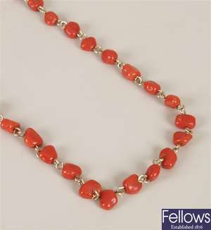 14ct gold coral set necklace, with a central