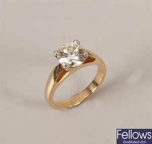 18k gold single stone diamond ring set a round