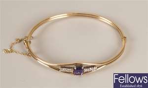 9ct gold paste set hinged bangle with a central