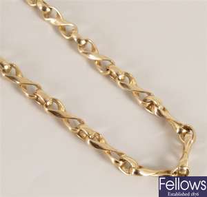 9ct gold fancy link chain, with figure of eight
