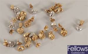 Thirteen items of 9ct gold and white gold heart