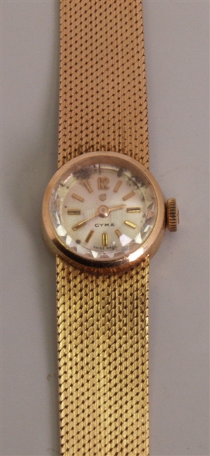 CYMA - a ladies 1980's 18ct gold dress watch the