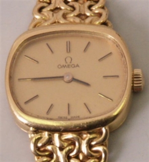 OMEGA - a ladies 18ct manual wind wrist watch,