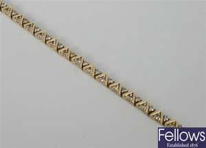 14k gold round brilliant diamond line bracelet