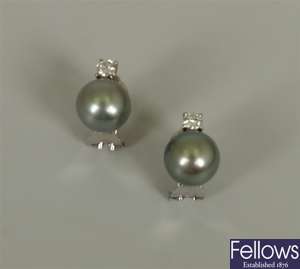 18ct white gold diamond and cultured pearl stud