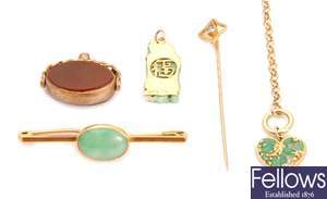 Five items to include a bar brooch with a central