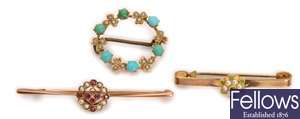 Three brooches, to include an Edwardian 9ct gold