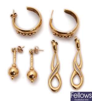 A collection of 9ct gold earrings to include