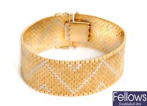 A bi-coloured bracelet with brick link detail and